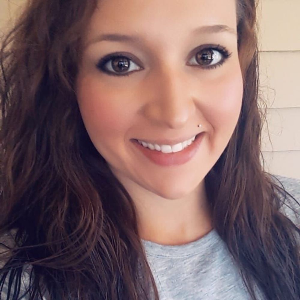 Meet your Posher, Jasmine